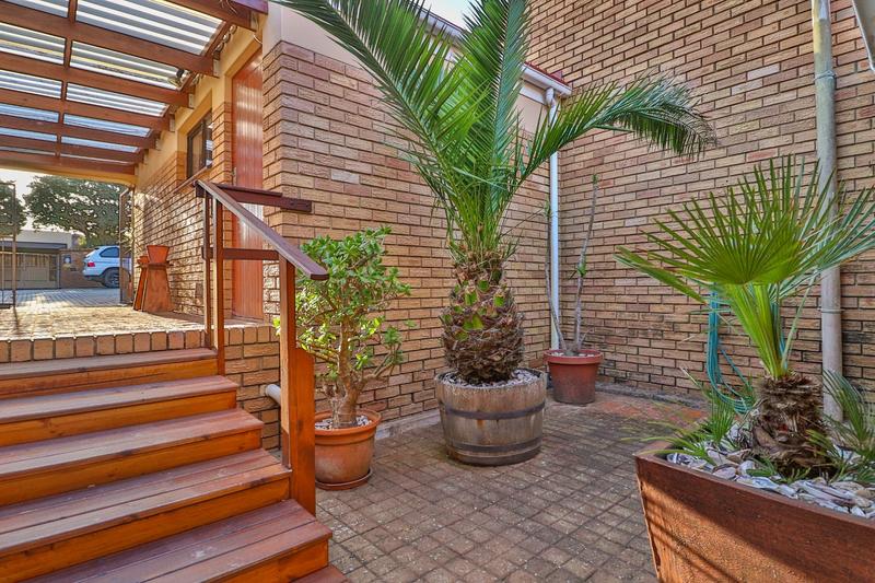 3 Bedroom Property for Sale in Linkside Western Cape